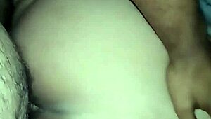 Arab milf wife shows off her sexy ass for hot fucking