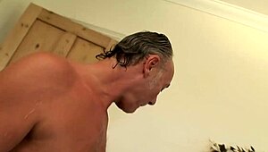 Housewife milf cougar bbw flaunts big natural boobs.