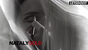 Натали Голд поема дълбоко грубо анално до лимита