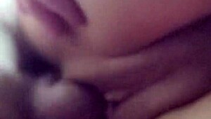 Pannin kuumaa äitipuolta taas ja lauoin märään pilluun