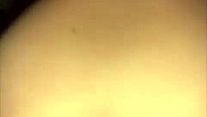 Latinska kurba sesa in jaha srečnega klienta do izcedenja