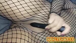 i masturbate with vibrator and swallow delicious cock?