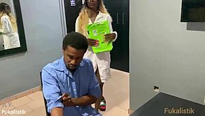 Doutora cuzao fode paciente pauzudo BBC no hospital