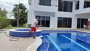 Xxxtime - follando con la dueña de la casa