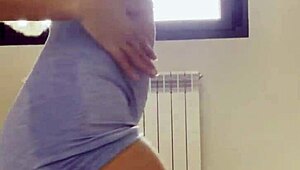 Blonde Dances Seductively In Leggings