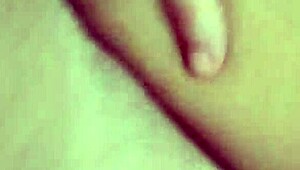 novinha sharing her tasty ass