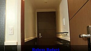 Chamei O Max Maranhão para me foder com seu pauzão video completo no red sheer