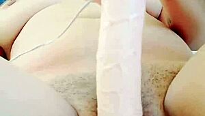 Penetrating this huge dildo makes me cum deliciously, feeling it rock hard inside.