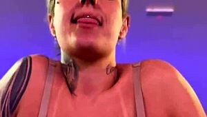 Amateur Exposes Wet Pussy At Gym After Removing Shirt, Sweat Dripping From Her