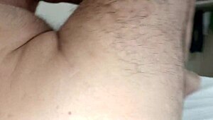 이 자세로 베테랑 성숙녀 자지 빨아 항문까지 끝내는 게 제맛