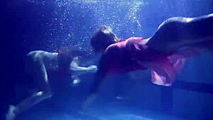 Lilia Mihalkova and Natalia Kupalka underwater lesbians