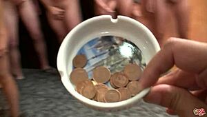 Dos pibonazos mamando pollas y bebiendo lefa - Leyre Pajon 1er bukkake y Sandra Milka 2º bukkake.