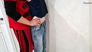 La oss knulle stesøster nå mens foreldrene er borte