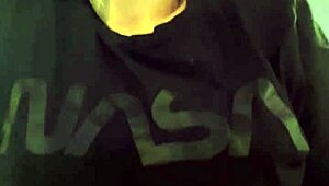 Amateur Exposes Wet Pussy At Gym After Removing Shirt, Sweat Dripping From Her