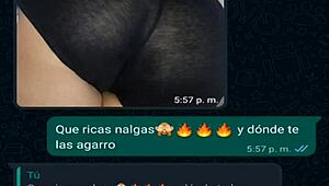 mi amiga en mini short se pone caliente el chat de whatsapp