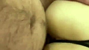 beautiful asian girl gets pussy stretched