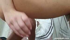 Amateur Couple Engages In Sloppy Blowjob And Doggystyle Creampie In Bathroom