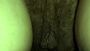 Gretala Scratches Herself On The Toilet