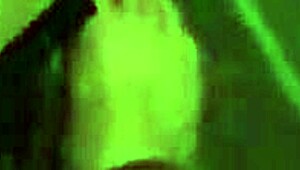 BBW, por que me dá punheta de tetas como recompensa por votar?