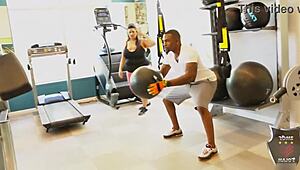 Chunky Sofia Rose's Wet Pussy Fucked On Kitchen Counter By Rome Major