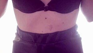 she bets she can dominate you to the ground