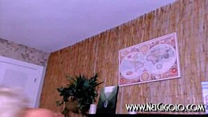 pixie pixelized net gigolo fingers wet pussy