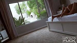 TAN TEEN 18+ WITH THE LONG DICK JASON SPLITS CHLOE OPEN