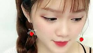 Cute Korean Girl Livestream on Uplive