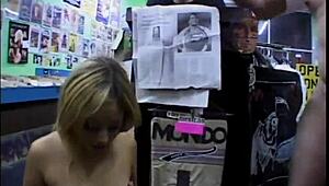 i'm a hot blonde licking pussy and sucking group