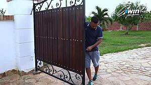 My Car Breaks Down And A Guy Helps Me