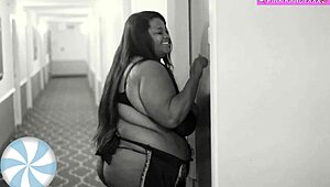 Uk performer Aura Pink Kandi in action