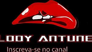 Two Brazilian blondes in hot sex!