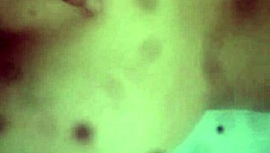 Teen Amateur Gets Bent Over in Doggystyle Fucking