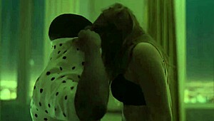 Elizabeth Olsen Moaning So Hot Big Tits