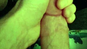 Solo Handjob With Finish: Boldly Emphasizing Intense Action, Detailed Strokes, Powerful Climax, and Cum Release