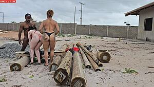 carpinteiro vai receber o pagamento e teve uma surpresa das donas da obra