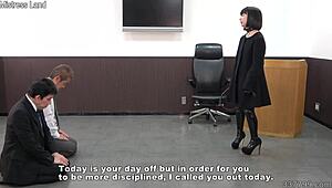 Japanese bondage girl ai whipping and messy, full of sadism and punishment.