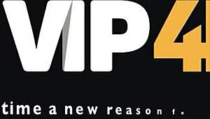 Couple Enjoys Sex With Ass Rimjob And Licking On Sofa With Beautiful Blonde Nerd 😘