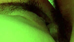 Sana Anzyu faz garganta profunda e leva creampies