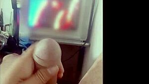 Hot Girl Learns Homemade Sex Toy and Masturbates for Boyfriend