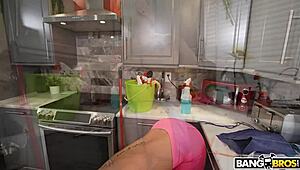 bangbros - thick ass daphne shakes her amazing curves making jovan want to pay more for some extra services