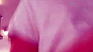 Simple Selfie Clip Of Enjoying Exercise In The Gym