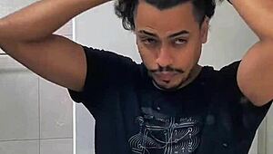 JOKER GIVES BATMAN A HANDJOB IN COSTUME!