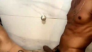 i fuck this morena with big ass in the bathroom, licking her pussy and cumming on her face.