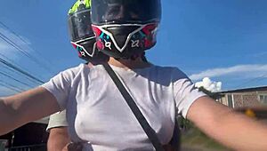 i picked up a didi client without bra and he noticed my big tits