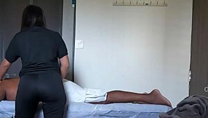 تايلاندية مصدومة من زب أسود