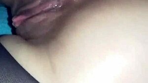 Romanian woman indulges in solo ass play in Bucharest