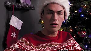 Gay boy fucks bf & his stepbrother in threesome 😏