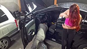 Novinha Takes Car to Mechanic and Gets Fucked