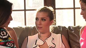 hot lesbo girls enjoy orgy party 😍